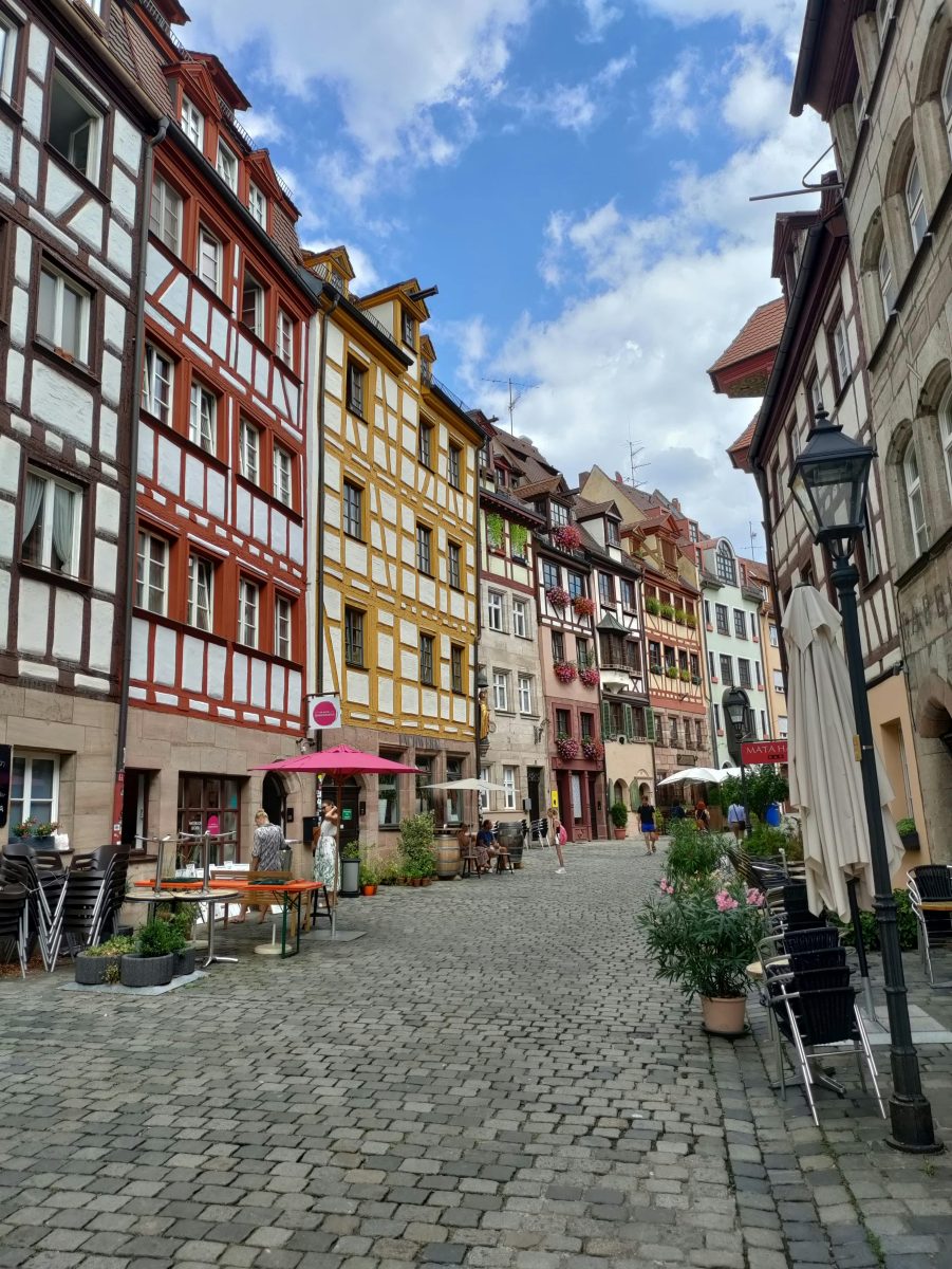Calle de la Altstadt de Núremberg